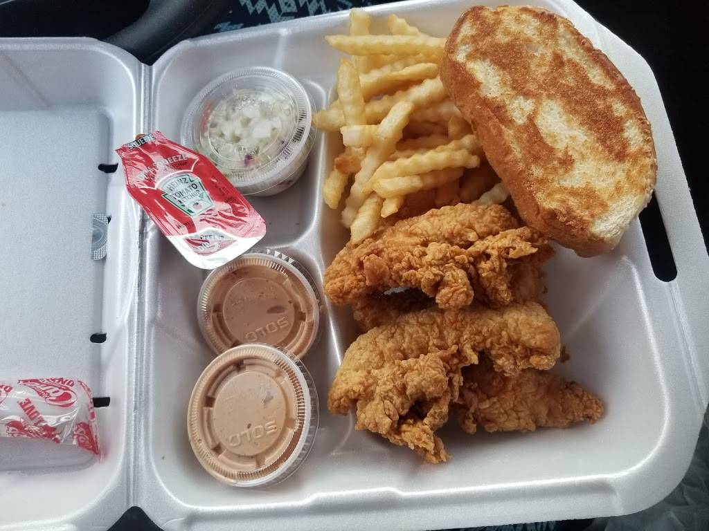 Raising Canes Chicken Fingers | meal takeaway | 4740 Chef Menteur Hwy, New Orleans, LA 70126, USA | 5049489582 OR +1 504-948-9582