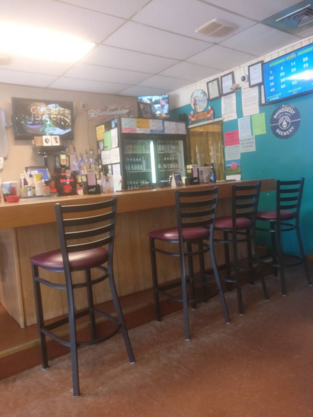 Riverbend Pub & Grill | restaurant | 229 Main St, Vanceburg, KY 41179, USA | 6067963361 OR +1 606-796-3361