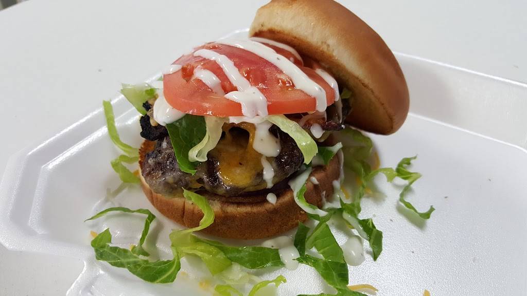 The Burger Shop | restaurant | 2565 McCracken Rd, Hernando, MS 38632, USA | 9014128266 OR +1 901-412-8266