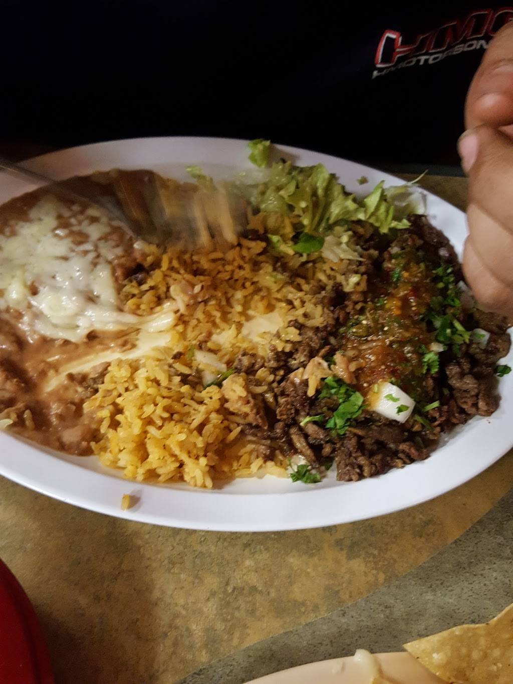 Taqueria Jalisco | restaurant | 4275 Tierra Rejada Rd, Moorpark, CA 93021, USA | 8055301111 OR +1 805-530-1111
