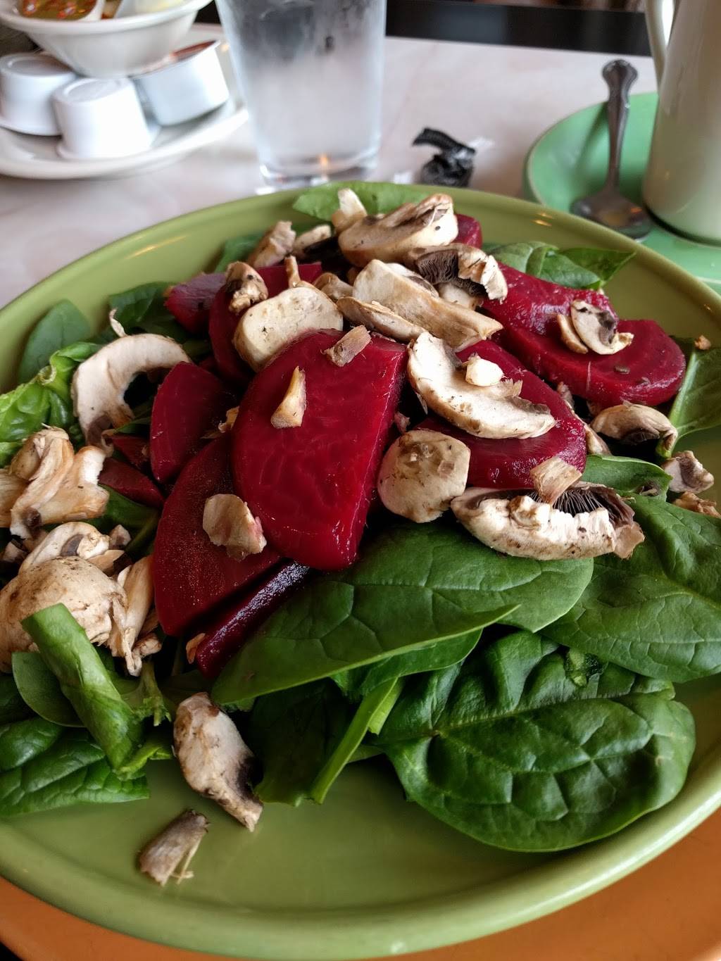 Fountain Diner | restaurant | 31 S Central Ave, Hartsdale, NY 10530, USA | 9144285457 OR +1 914-428-5457