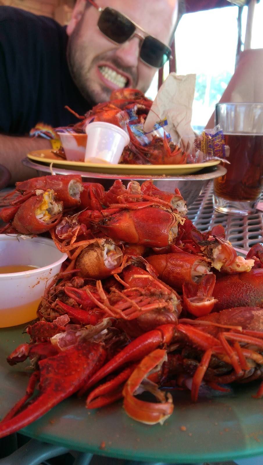 J&J Oyster Bar | restaurant | 612 University Dr, Fort Worth, TX 76107, USA | 8173352756 OR +1 817-335-2756