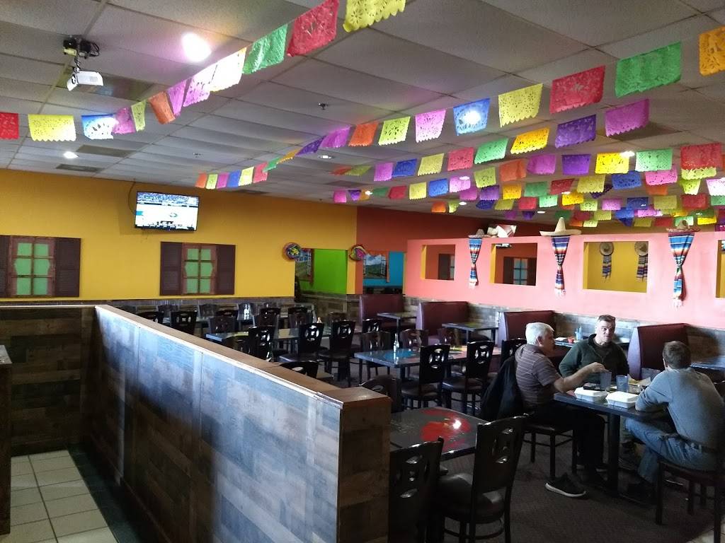 Mi Tierra Mexican Restaurant | restaurant | 5201N Washington Ave, Racine, WI 53406, USA | 2626812112 OR +1 262-681-2112
