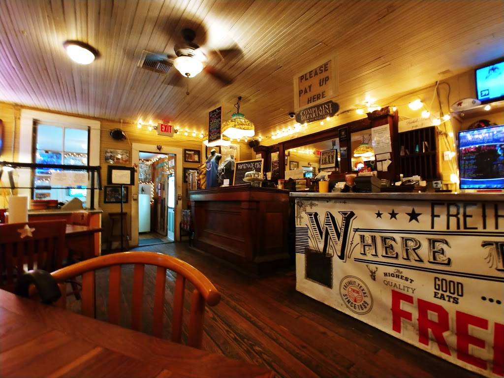 Freiheit Country Store | restaurant | 2157 FM1101, New Braunfels, TX 78130, USA | 8306259400 OR +1 830-625-9400