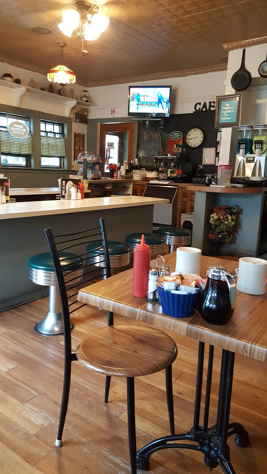 Early Bird | cafe | 287 Main St, Kingston, MA 02364, USA | 7815854068 OR +1 781-585-4068