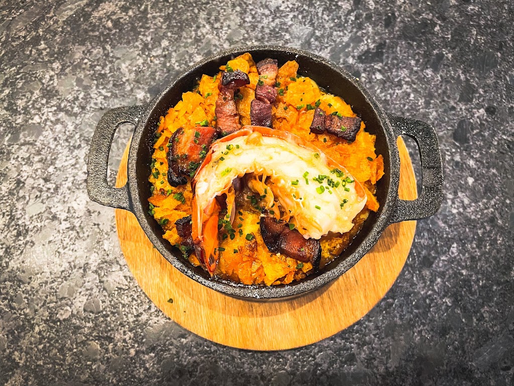 Raw Bar By Slapfish | restaurant | 339 Massachusetts Ave, Indianapolis, IN 46204, USA | 3177572696 OR +1 317-757-2696