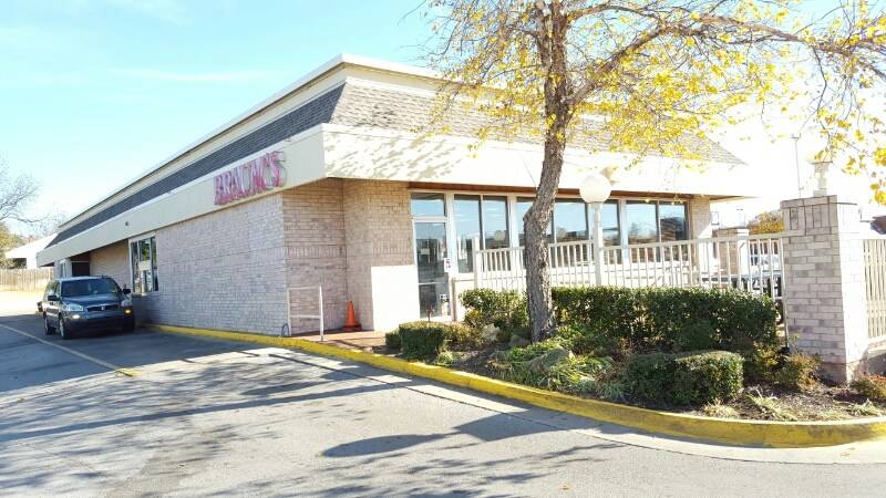 Braums Ice Cream & Burger Restaurant | restaurant | 4020 N Pennsylvania Ave, Oklahoma City, OK 73112, USA | 4055283006 OR +1 405-528-3006