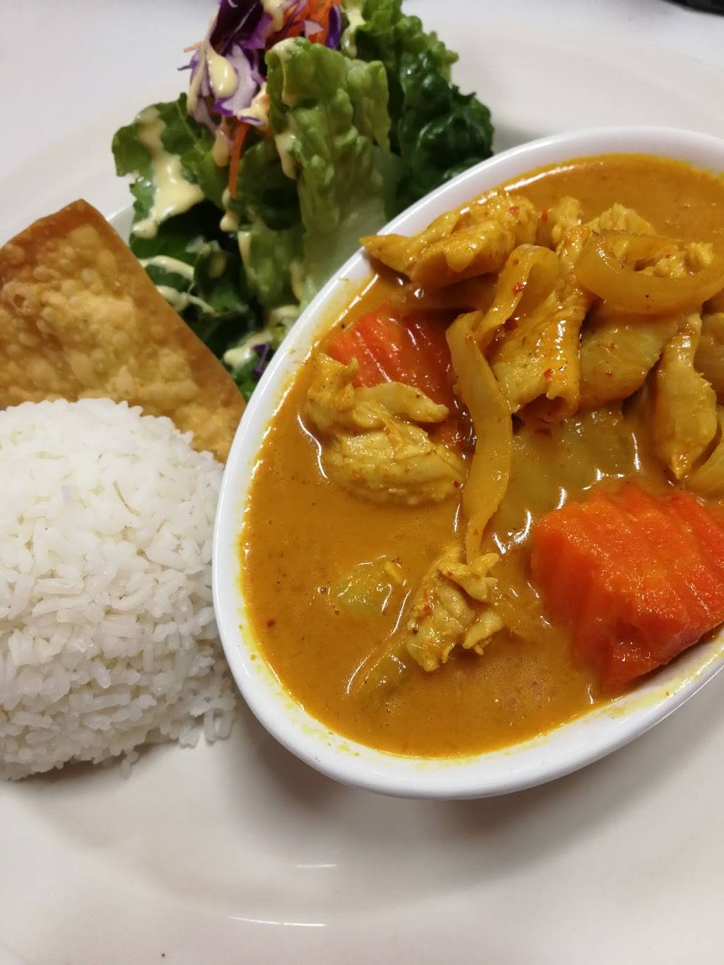 Thai Silk Express. | restaurant | 1260 S Soto St #17, Los Angeles, CA 90023, USA | 3232684695 OR +1 323-268-4695