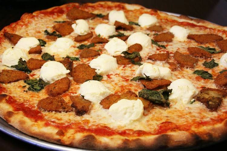 Dino’s Brick Oven Pizzeria | meal delivery | 389 Lowell St, Wakefield, MA 01880, USA | 7812451687 OR +1 781-245-1687
