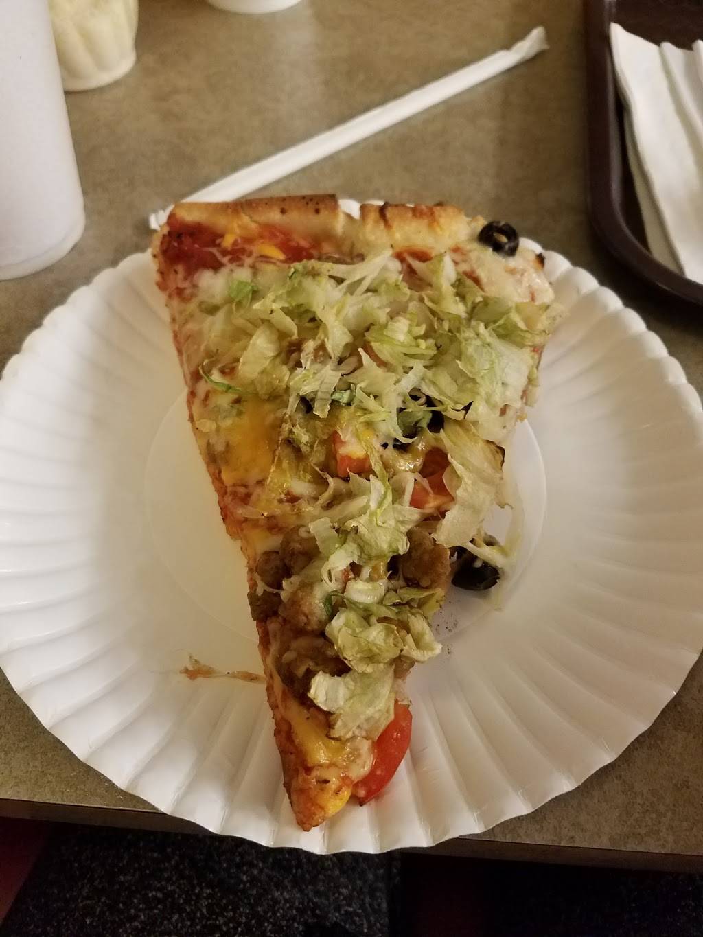 Fabios Pizza | restaurant | 67800 Mall Ring Rd, St Clairsville, OH 43950, USA | 7406959196 OR +1 740-695-9196