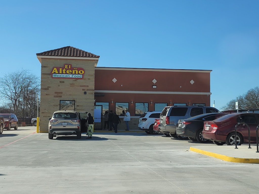 El Alteno Mexican Food | restaurant | 7135 Somerset Rd, San Antonio, TX 78211, USA | 2103145972 OR +1 210-314-5972