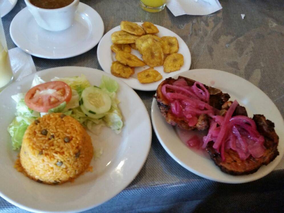 El Polio El Provocon | restaurant | 6620 Castor Ave, Philadelphia, PA 19149, USA | 2157222440 OR +1 215-722-2440