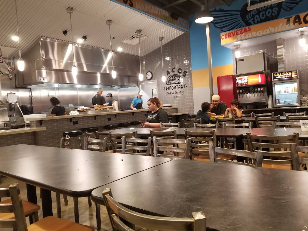 RustyTaco | restaurant | 4125 S Carrier Pkwy, Grand Prairie, TX 75052, USA | 9726425472 OR +1 972-642-5472