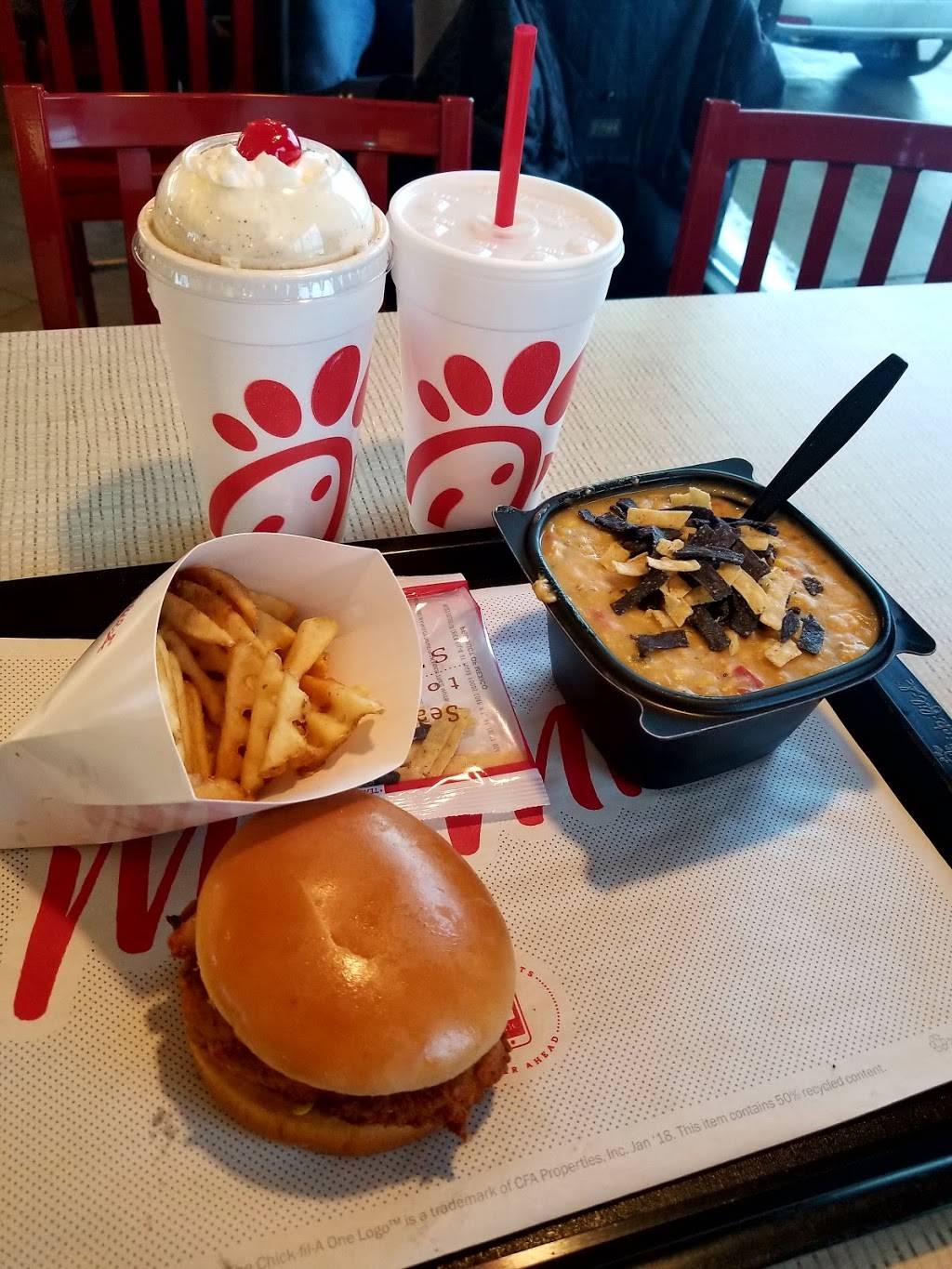 Chick-fil-A | restaurant | 1545 Edgeknoll Dr SE, Grand Rapids, MI 49508, USA | 6166566000 OR +1 616-656-6000