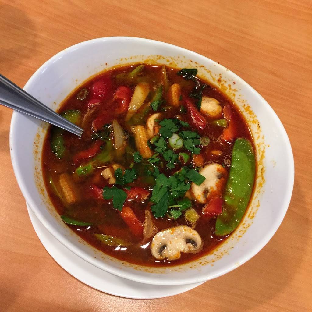 Khaosan and Taylor | restaurant | 1104 W Taylor St, Chicago, IL 60607, USA | 3129979991 OR +1 312-997-9991