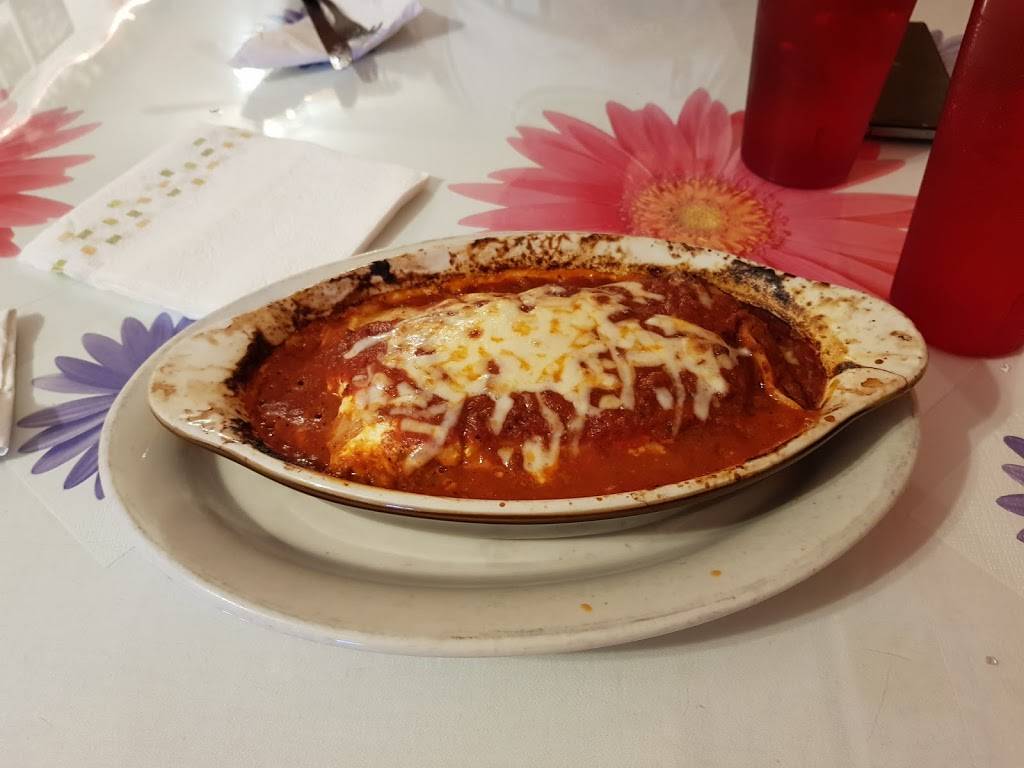 Marottas Restaurant | restaurant | 8710 20th St, Vero Beach, FL 32966, USA | 7725699874 OR +1 772-569-9874