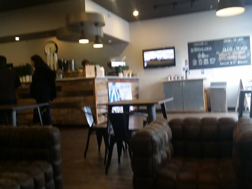 Bobaloca Manhattan Beach | cafe | 210 N Aviation Blvd, Manhattan Beach, CA 90266, USA | 3103767600 OR +1 310-376-7600