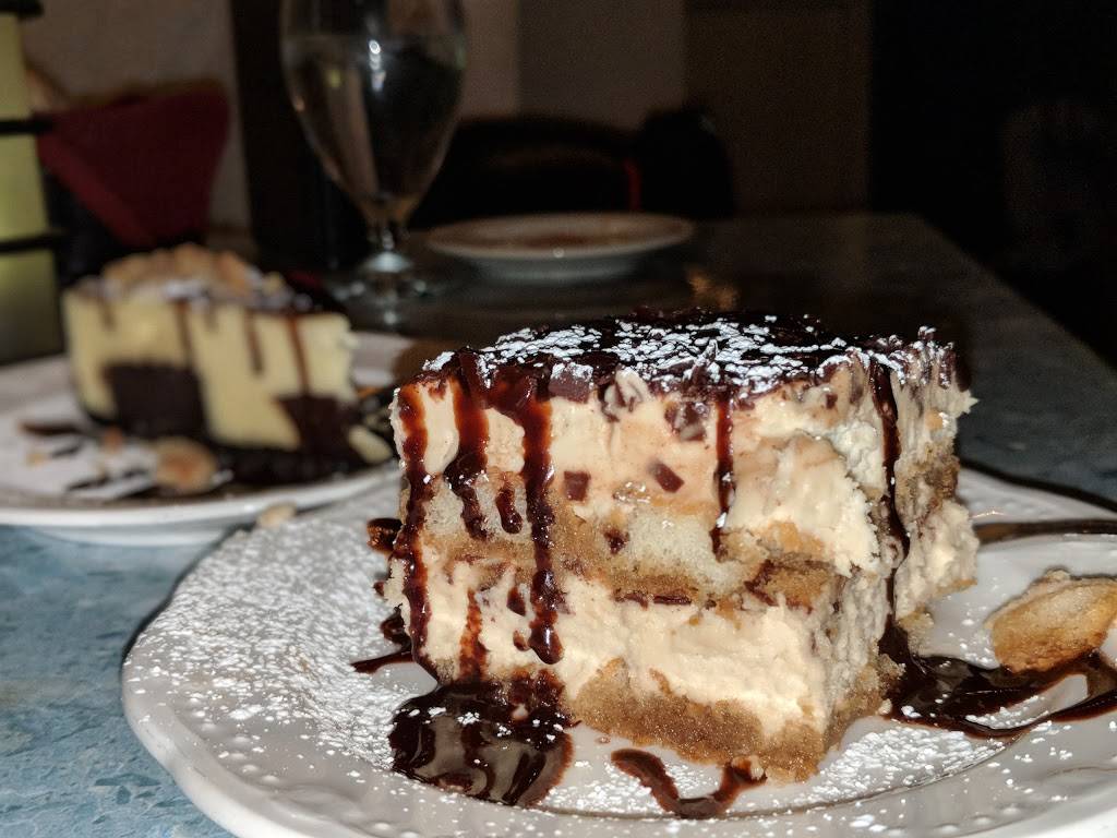 Mama Carollas | restaurant | 1031 E 54th St, Indianapolis, IN 46220, USA | 3172599412 OR +1 317-259-9412