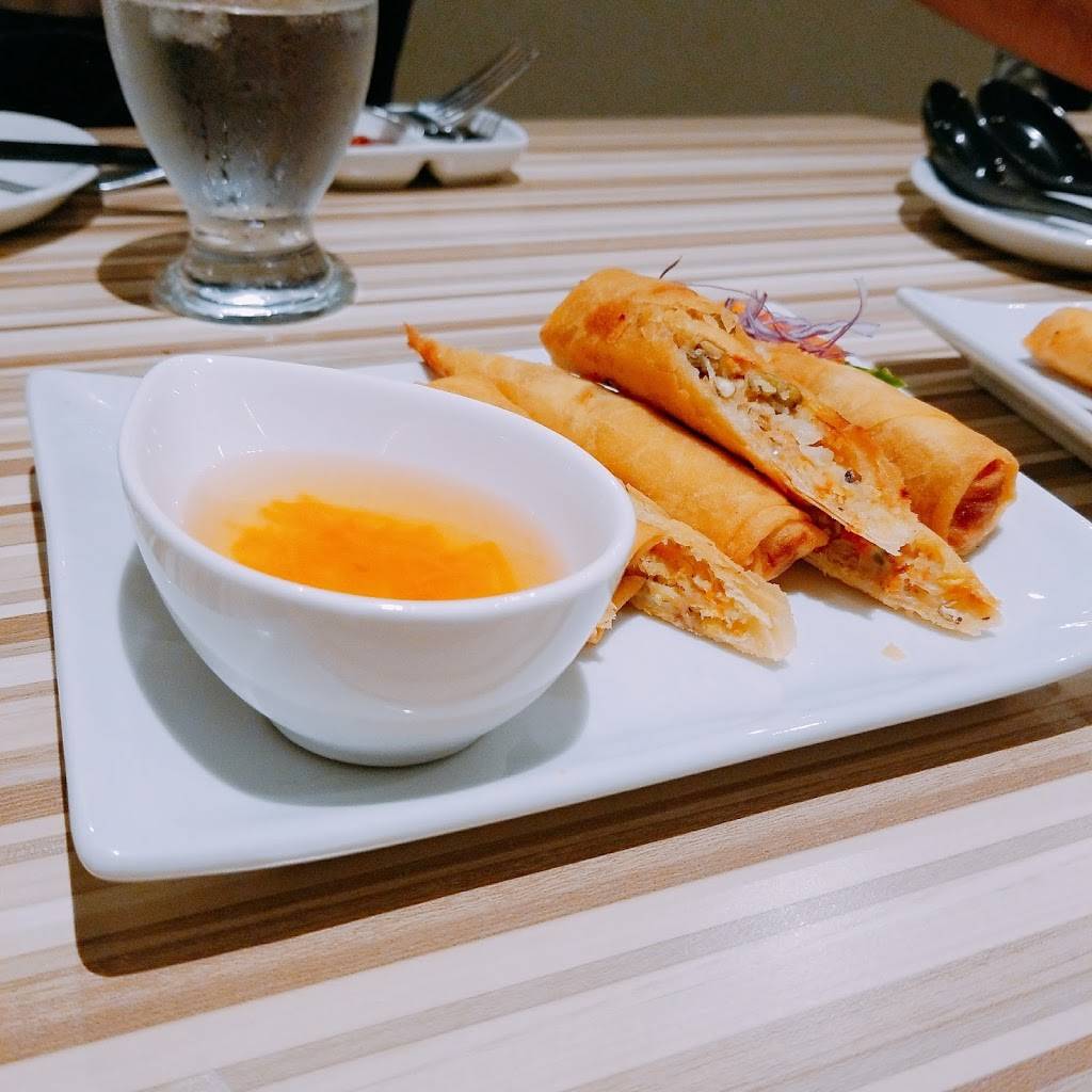 Pham Le Kitchen | restaurant | 1261 Stittsville Main St, Stittsville, ON K2S 2E4, Canada | 6134351018 OR +1 613-435-1018