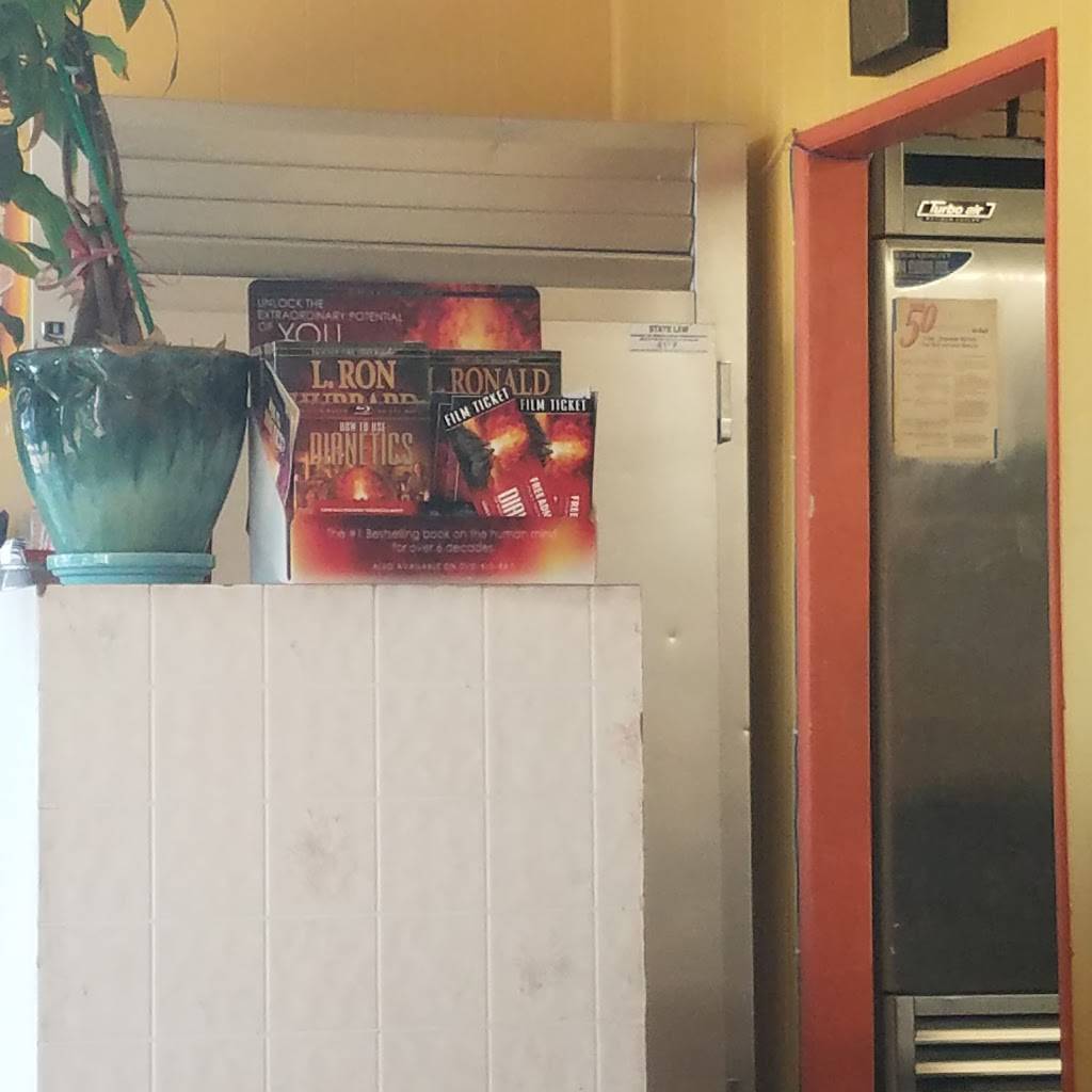 Pinball Pizza | meal delivery | 1731, 2109 W Magnolia Blvd, Burbank, CA 91506, USA | 8188462055 OR +1 818-846-2055