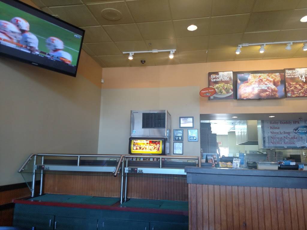 Round Table Pizza | meal delivery | 1084 Foster City Blvd, Foster City, CA 94404, USA | 6503417457 OR +1 650-341-7457