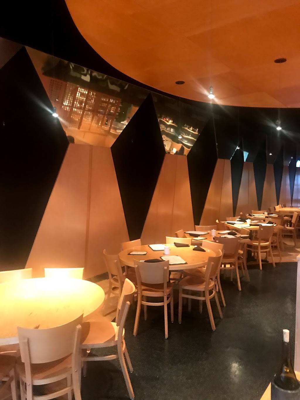 Tomo | restaurant | 848 E High St, Lexington, KY 40502, USA | 8592699291 OR +1 859-269-9291