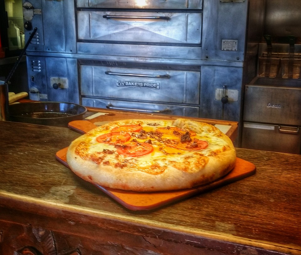 Georgios Pizza | meal delivery | 3000 E Cervantes St, Pensacola, FL 32503, USA | 8504325996 OR +1 850-432-5996