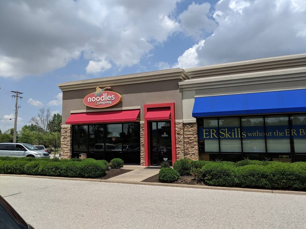 Noodles and Company | restaurant | 10925 Olive Blvd, Creve Coeur, MO 63141, USA | 3149978804 OR +1 314-997-8804
