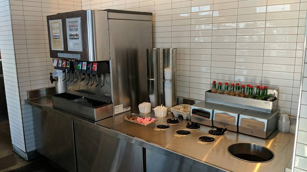 Chipotle Mexican Grill | restaurant | 1923 Springwood Rd, York, PA 17403, USA | 7176503081 OR +1 717-650-3081