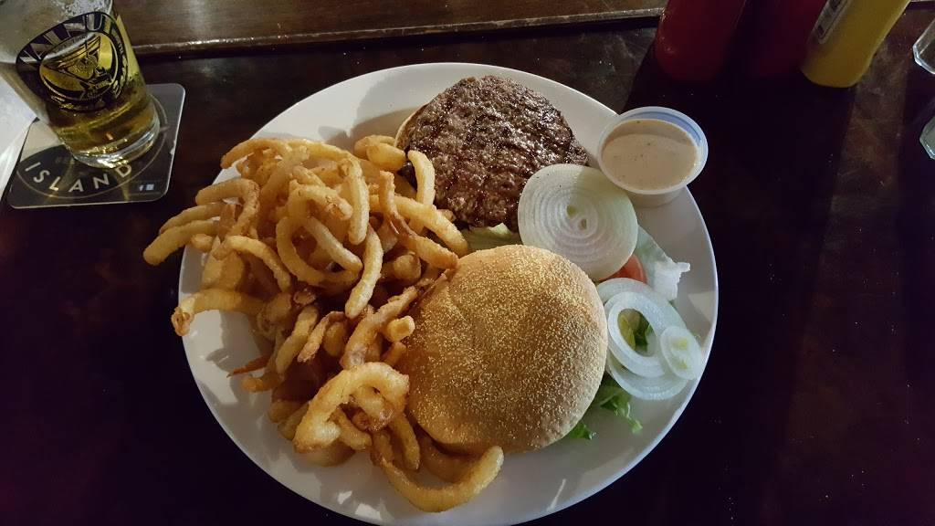 The Walnut Speak Easy | restaurant | 214 Walnut Ave, Elgin, IL 60123, USA | 8476952420 OR +1 847-695-2420