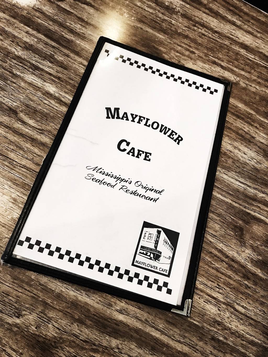 Mayflower Cafe | restaurant | 123 W Capitol St, Jackson, MS 39201, USA | 6013554122 OR +1 601-355-4122
