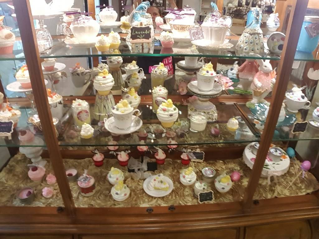 Kitsap Mall | shopping mall | 10315 Silverdale Way NW, Silverdale, WA 98383, USA | 3606982555 OR +1 360-698-2555