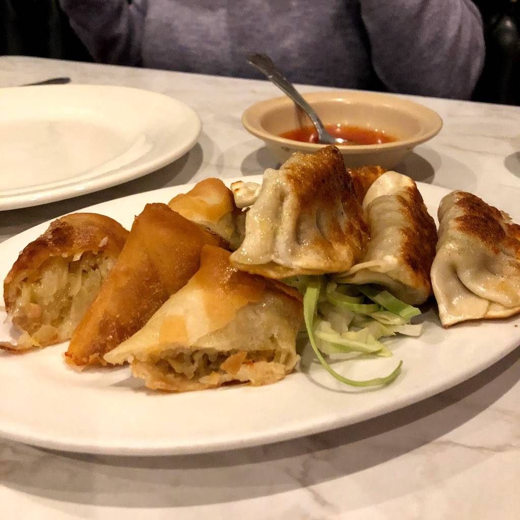 Mandarin Kitchen | restaurant | 22612 7th Ave S, Des Moines, WA 98198, USA | 2068788511 OR +1 206-878-8511