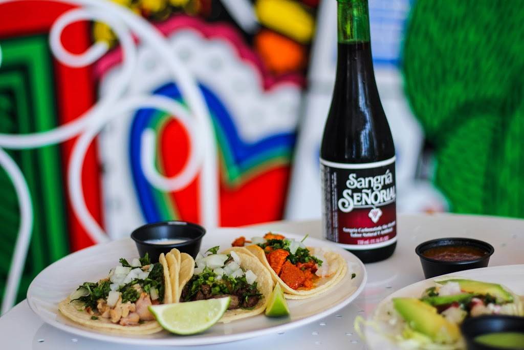 Casa Azul Taquería | restaurant | 890 Allens Ave, Providence, RI 02905, USA | 4014147799 OR +1 401-414-7799