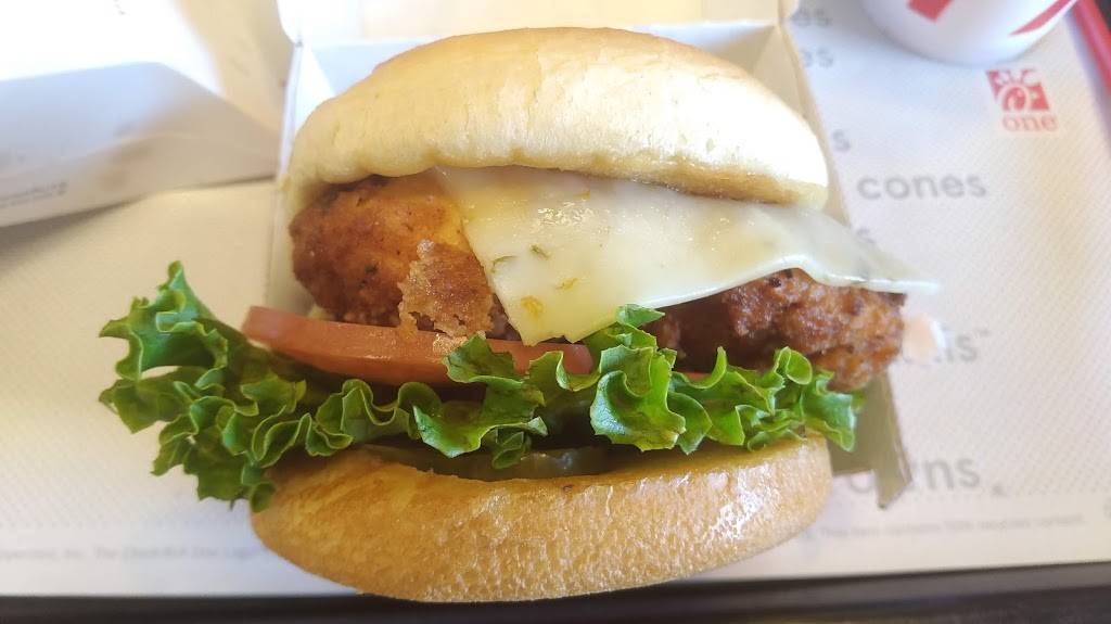 Chick-fil-A | restaurant | 2081 Harbison Dr, Vacaville, CA 95687, USA | 7074471269 OR +1 707-447-1269