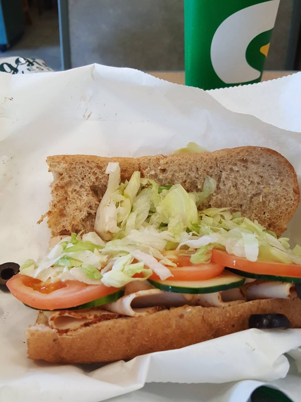 Subway | restaurant | 156 Magnolia St, Spartanburg, SC 29306, USA | 8645850133 OR +1 864-585-0133