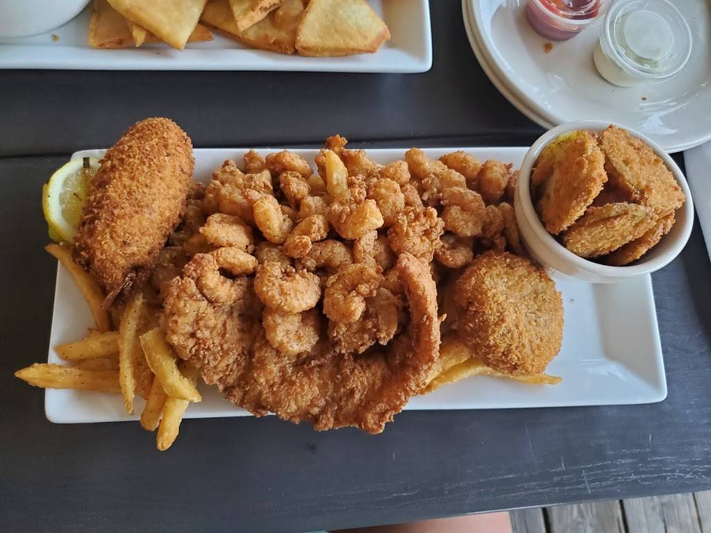 MacFarlanes Celtic Pub | restaurant | 417 Ann St, Lake Charles, LA 70601, USA | 3374335992 OR +1 337-433-5992