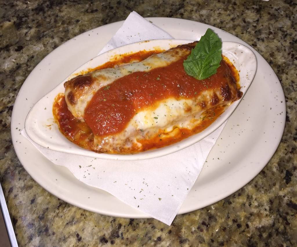 Marinas Pizza | restaurant | 1723 Lakewood Ranch Blvd, Bradenton, FL 34211, USA | 9417470054 OR +1 941-747-0054