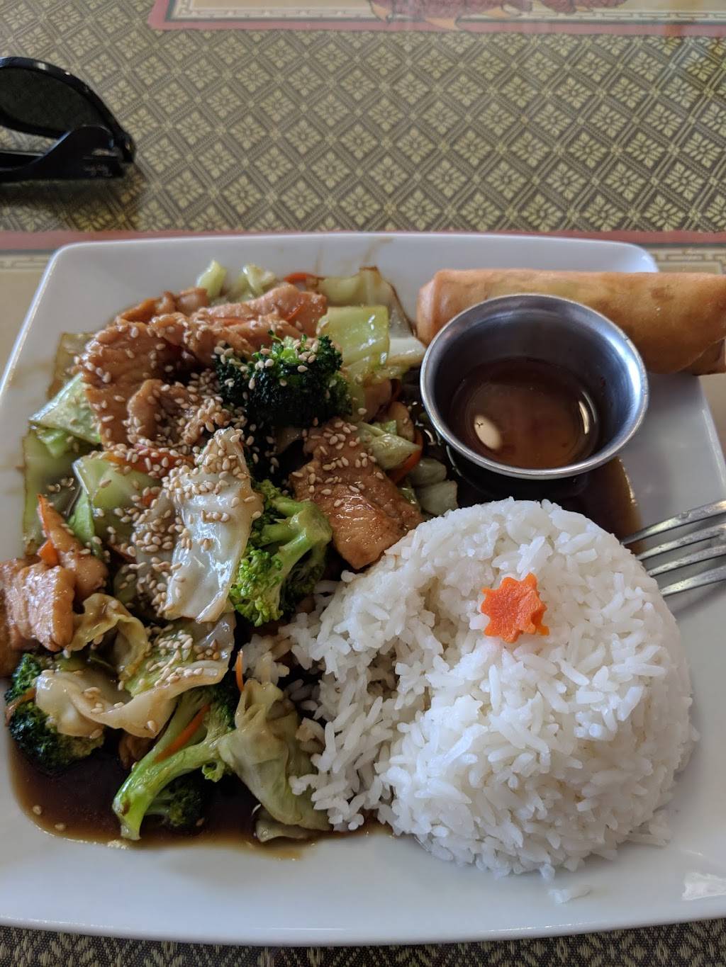 Thai Palm Kitchen | restaurant | 4844 Harrison Blvd, Ogden, UT 84403, USA | 8016908972 OR +1 801-690-8972