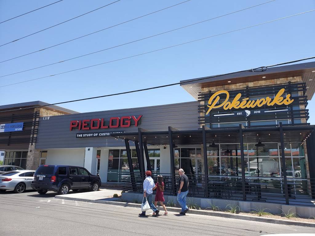 Pieology Pizzeria | restaurant | 1318 George Dieter Dr, El Paso, TX 79936, USA | 9153002729 OR +1 915-300-2729