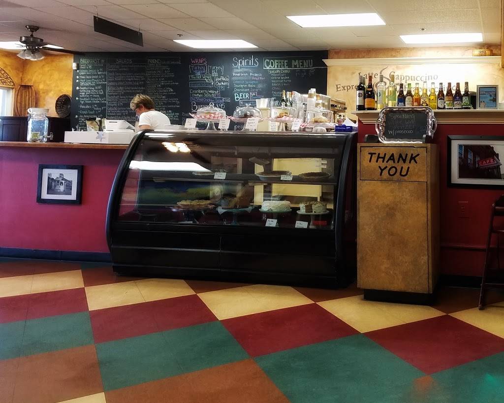 Backstreet Cafè | meal takeaway | 1780 Chandlers Ln, Sunset Beach, NC 28468, USA | 9105756759 OR +1 910-575-6759