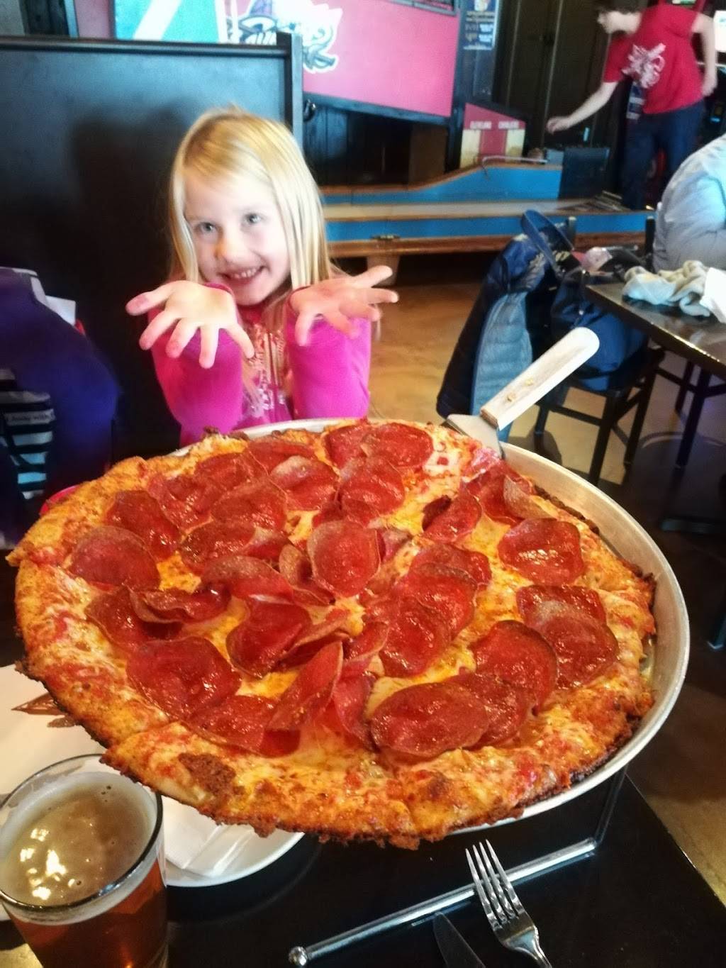 Suds Maguires Bar & Grill | restaurant | 1270 W Bagley Rd, Berea, OH 44017, USA | 4409734243 OR +1 440-973-4243