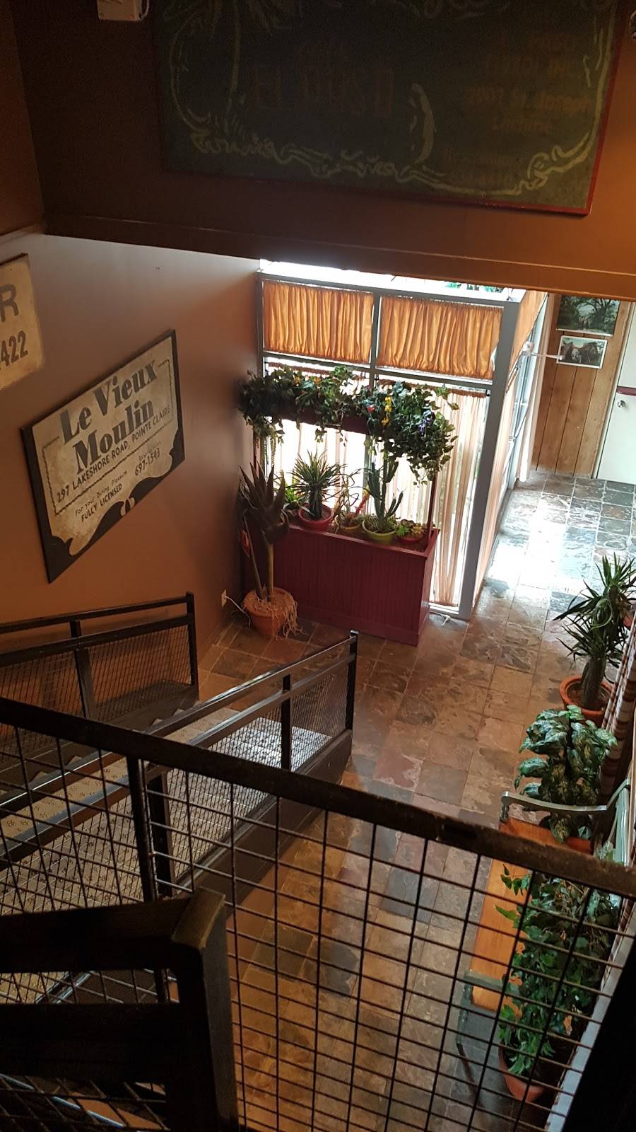 Calistoga Grill | restaurant | 235 Boul Saint-Jean, Pointe-Claire, QC H9R 3J1, Canada | 5146307577 OR +1 514-630-7577