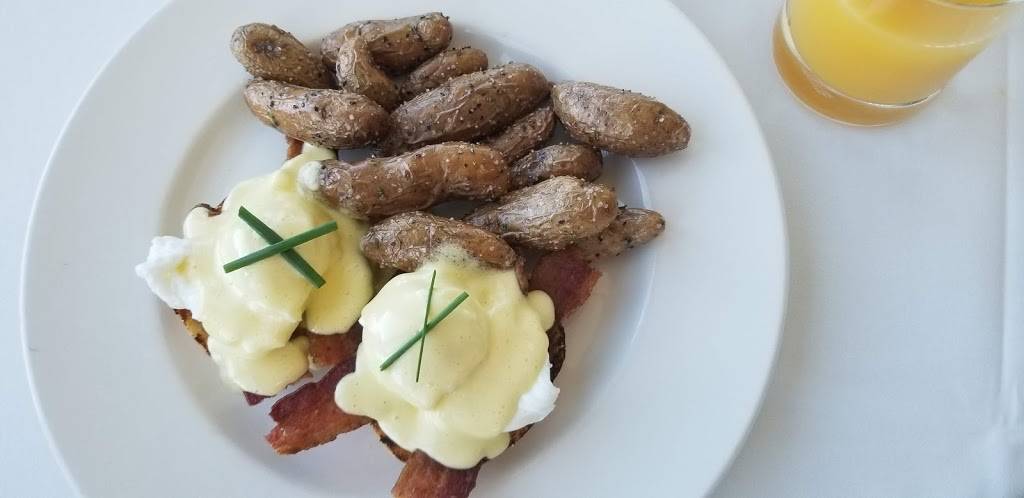 3Sixty | restaurant | 5900 Mosteller Dr, Oklahoma City, OK 73112, USA | 4054187686 OR +1 405-418-7686