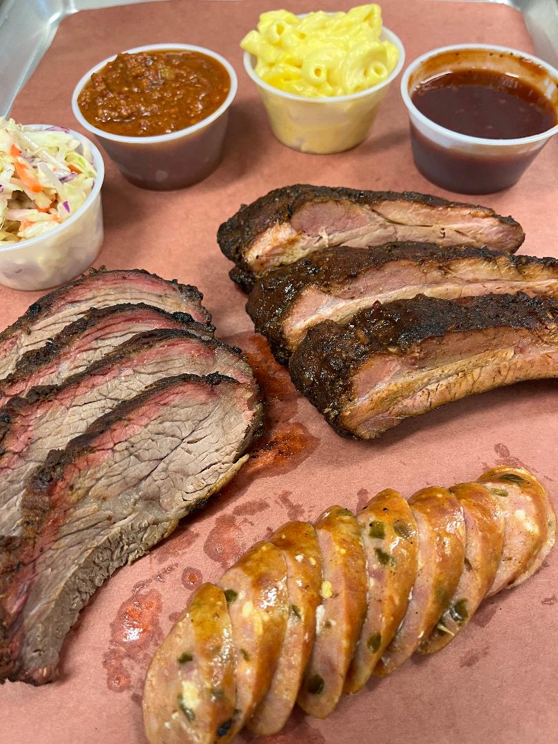 Willys BBQ | restaurant | 4007 Taylor Rd, Loomis, CA 95650, USA | 9168179007 OR +1 916-817-9007