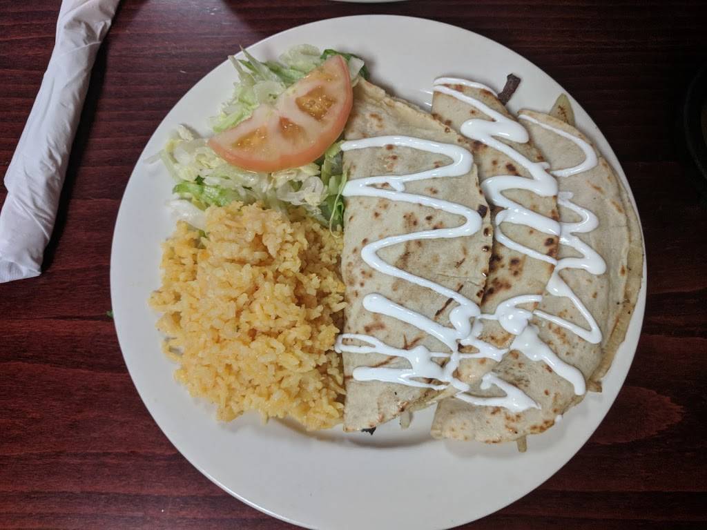 El Pitallito | restaurant | 3854 Broadway, New York, NY 10032, USA | 2125686877 OR +1 212-568-6877