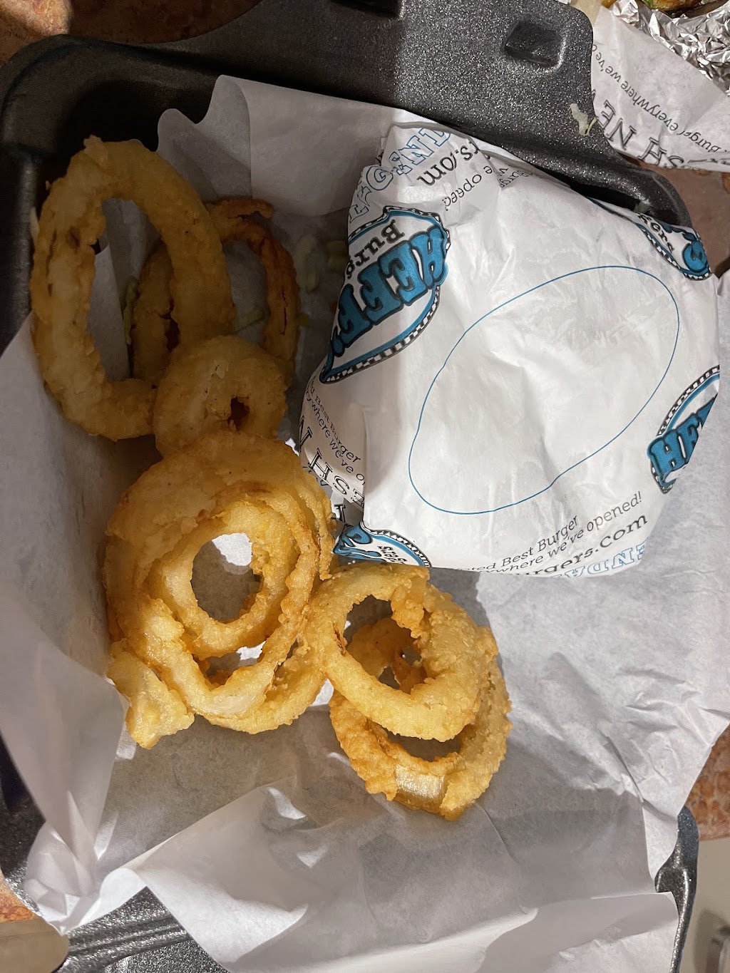 Heff’s Burgers San Angelo | restaurant | 2902 Sherwood Way, San Angelo, TX 76903, USA | 3256175100 OR +1 325-617-5100