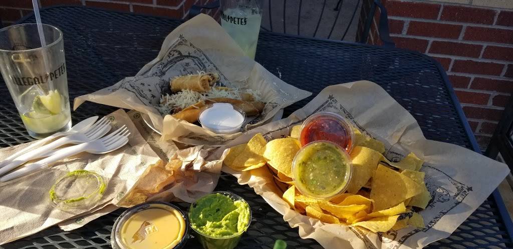 Illegal Petes DTC | restaurant | 5312 DTC Blvd #400, Greenwood Village, CO 80111, USA | 3037712277 OR +1 303-771-2277