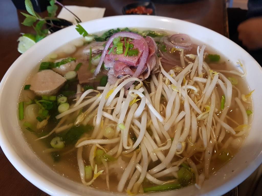 Super Bowl Pho Restaurant | restaurant | 10593 Yonge St Unit #1-2, Richmond Hill, ON L4C 3C5, Canada | 9055085885 OR +1 905-508-5885