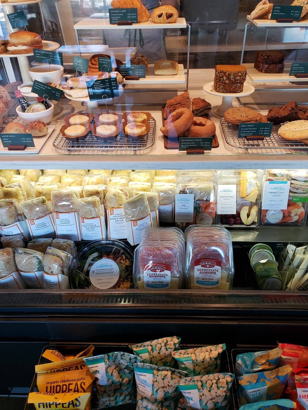 Starbucks | cafe | 49076 Seminole Dr, Cabazon, CA 92230, USA | 4423006987 OR +1 442-300-6987